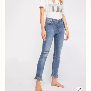 Free People Great Heights Frayed Skinny Jeans